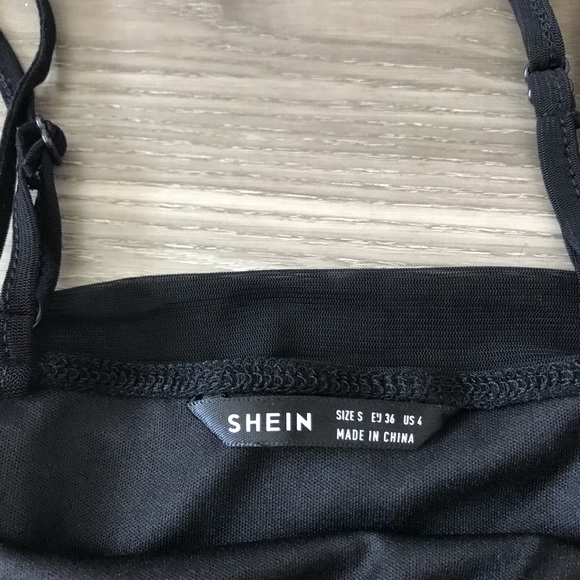 Ruched black dress - Picture 3 of 3